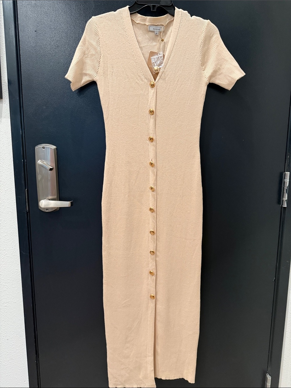 RIHOAS Cream Button-Front Ribbed Maxi Dress